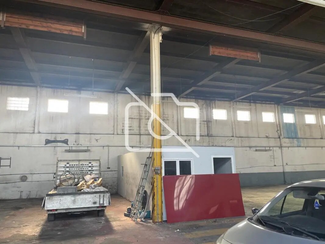 Local d’activités dans Bobigny à louer Photo intérieure– Image 1 sur 14