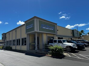 98-199 Kamehameha Hwy, Aiea, HI à louer Photo de l’immeuble– Image 1 sur 1