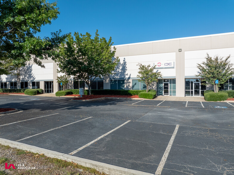 40-68 Liberty Industrial Pky, Mcdonough, GA à louer - Photo de l’immeuble – Image 3 sur 12