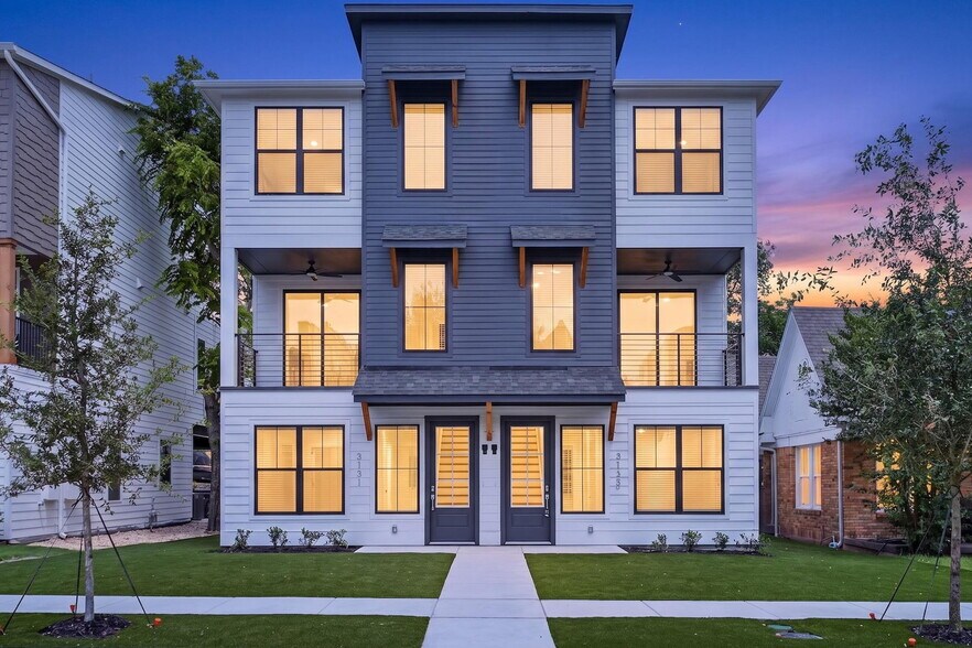 3133 Cockrell Ave, Fort Worth, TX à vendre - Photo de l’immeuble – Image 1 sur 58