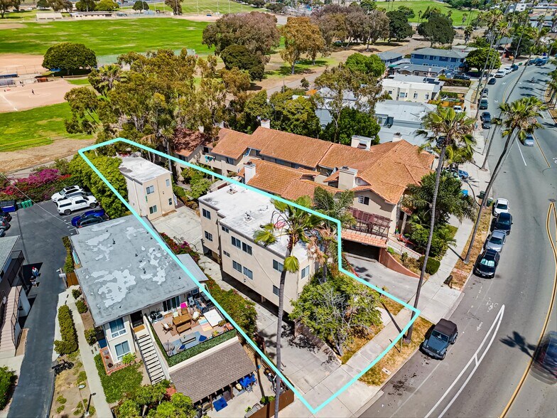 4934-4936 W Point Loma Blvd, San Diego, CA à vendre - Photo de l’immeuble – Image 2 sur 12