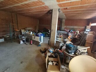 Plus de détails pour Local commercial à louer