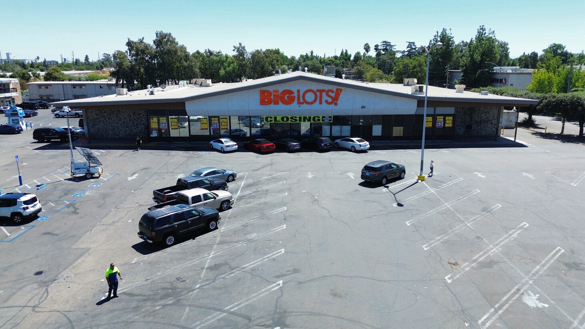 2720 Country Club Blvd, Stockton, CA à louer Photo de l’immeuble– Image 1 sur 6
