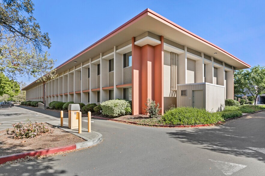 175 N Jackson Ave, San Jose, CA à louer - Photo principale – Image 1 sur 4