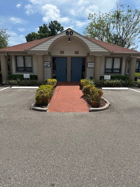 12620 World Plaza Ln, Fort Myers, FL à louer Photo de l’immeuble– Image 1 sur 2