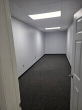 5961 Chalkville Mountain Ln, Birmingham, AL à louer Photo intérieure– Image 2 sur 3