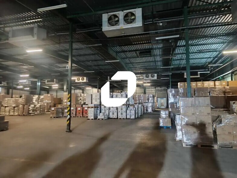 18 Rue Du Puits Dixme, Orly à louer - Photo de l’immeuble – Image 3 sur 7