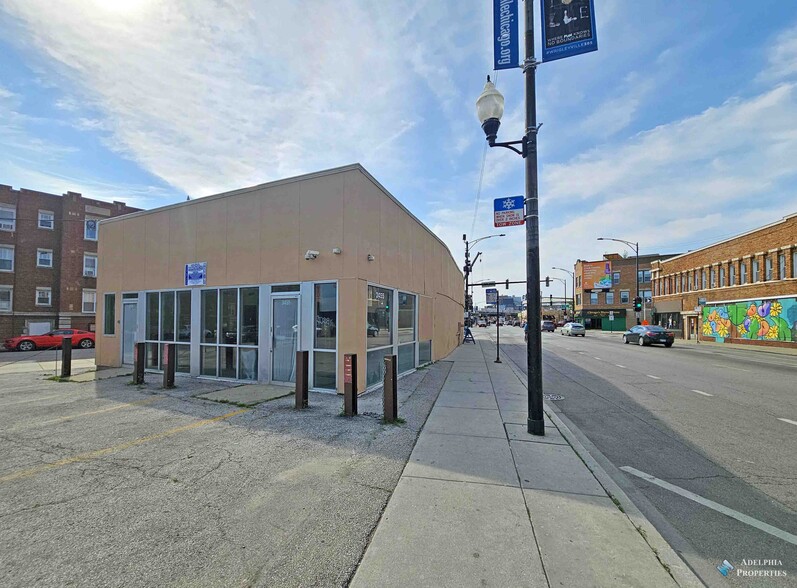 3455 N Clark St, Chicago, IL à louer - Photo de l’immeuble – Image 2 sur 12