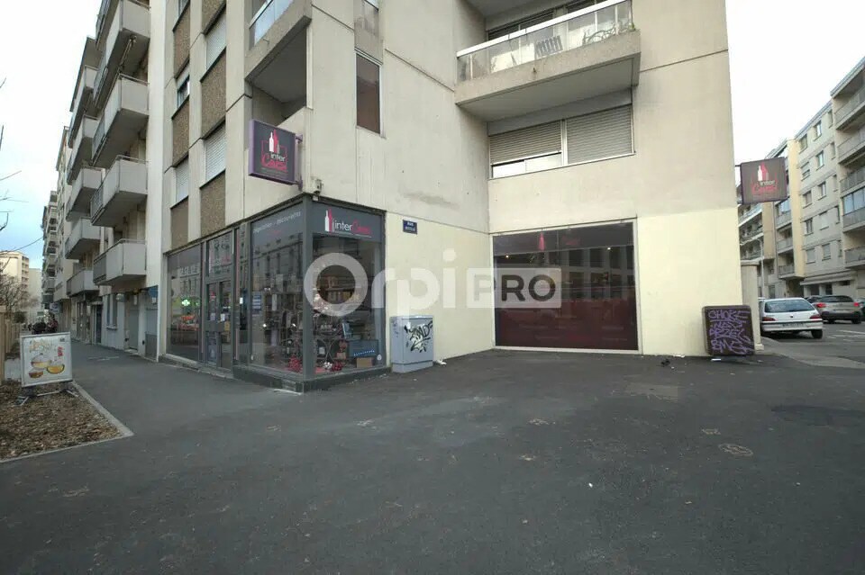 Local commercial dans Lyon à vendre Photo de l’immeuble– Image 1 sur 11