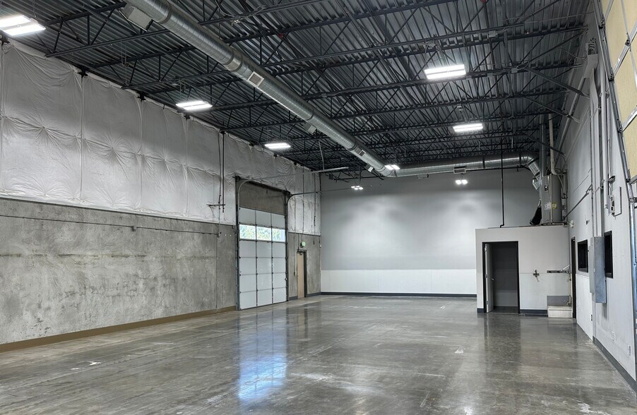 501 E Scenery Ln, Meridian, ID à louer - Photo de l’immeuble – Image 2 sur 6