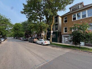 Plus de détails pour 2702 W 24th St, Chicago, IL - Logement à vendre