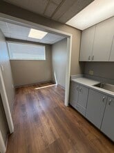 420 Spruce St, San Diego, CA à louer Photo intérieure– Image 1 sur 4