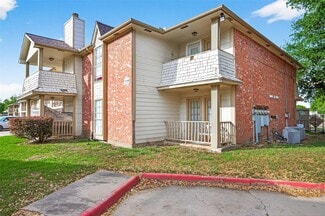 Plus de détails pour 11500 Meadow Ln, Stafford, TX - Logement à vendre