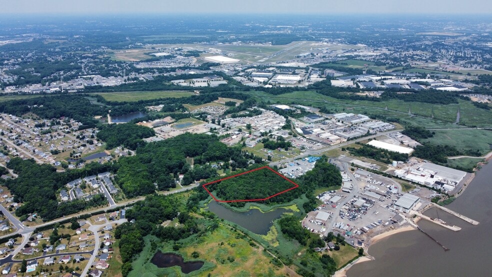 River Rd, New Castle, DE à vendre - Photo de l’immeuble – Image 2 sur 2