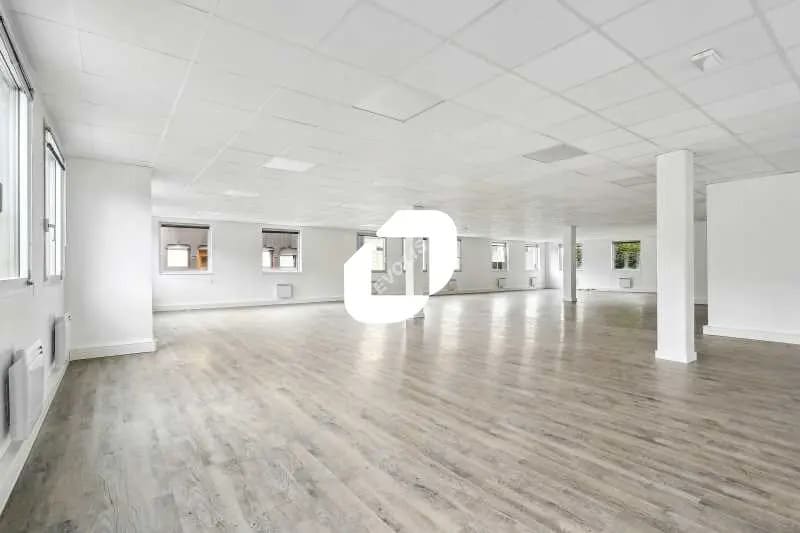 Local d’activités dans Chevilly-Larue à louer - Photo intérieure – Image 2 sur 16