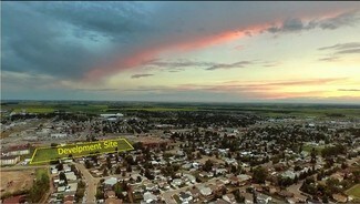 Plus de détails pour 4575C 51 Ave, Olds, AB - Terrain à vendre