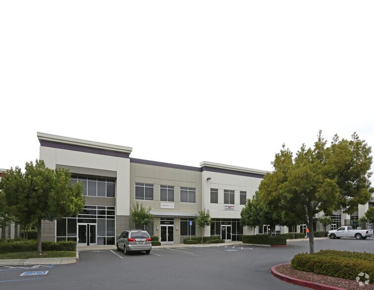 35465-35475 Dumbarton Ct, Newark, CA à vendre - Photo de l’immeuble – Image 2 sur 3