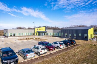 Plus de détails pour 94 Paine Cir, Bondurant, IA - Local commercial à vendre