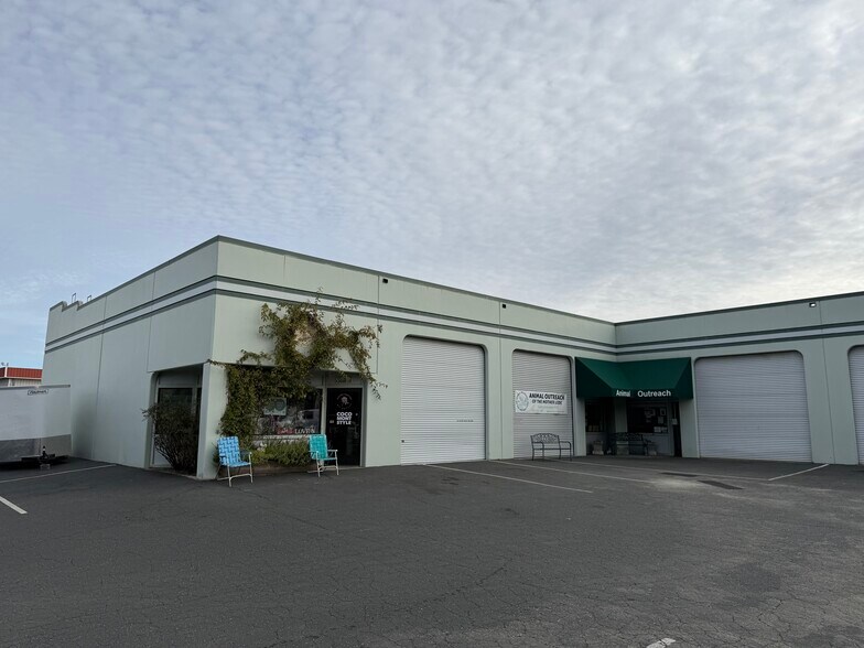 6101 Enterprise Dr, Diamond Springs, CA à louer - Photo de l’immeuble – Image 3 sur 5