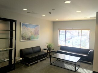 Plus de détails pour 11025 Pioneer Trl, Truckee, CA - Bureau à louer