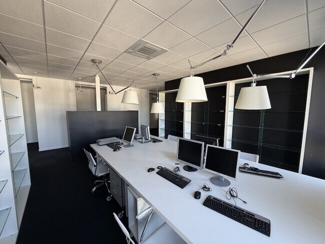 Plus de détails pour Bureau à louer