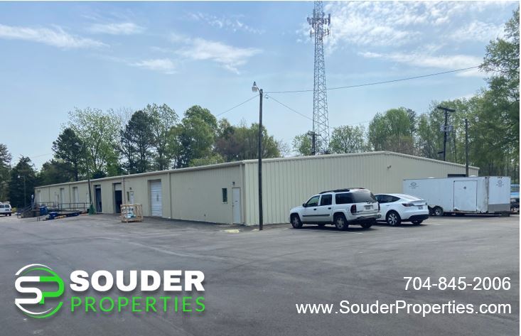 600 W Charles St, Matthews, NC à louer - Photo de l’immeuble – Image 1 sur 5
