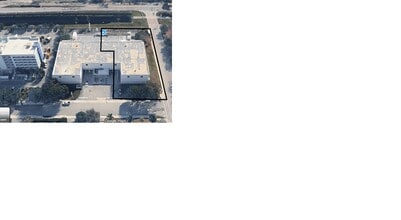 8975 NW 26th St, Miami, FL à louer Autre– Image 2 sur 3