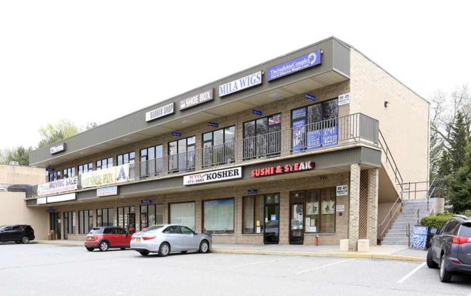 419 Rt-59, Monsey, NY à vendre - Photo principale – Image 2 sur 2