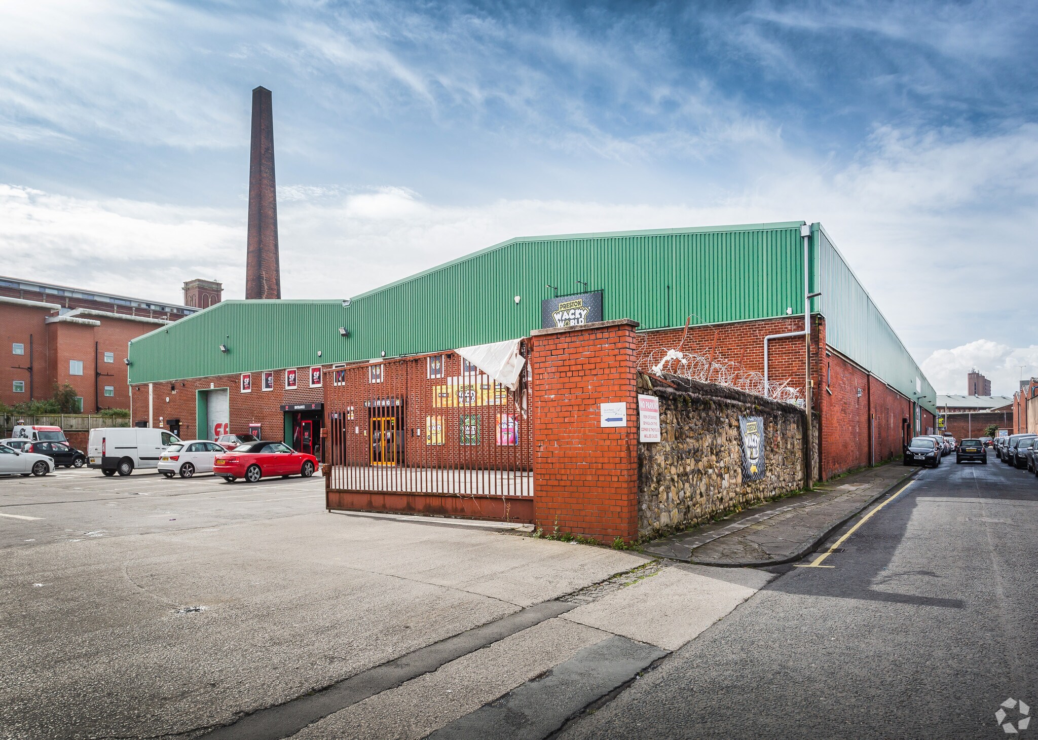 Campbell St, Preston à louer Photo principale– Image 1 sur 4