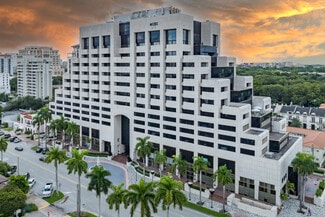 Plus de détails pour 550 Biltmore Way, Coral Gables, FL - Bureau à louer