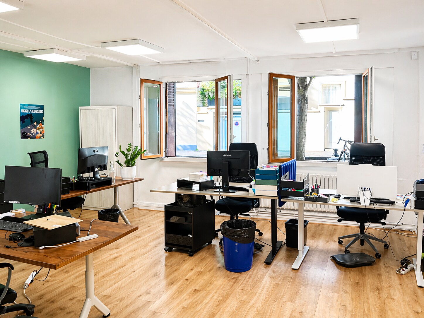 Bureau dans Paris à louer Photo de l’immeuble– Image 1 sur 6