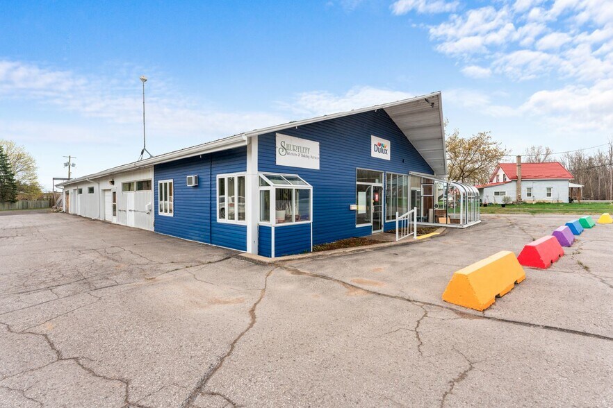 8262 County Rd 2, Napanee, ON à vendre - Photo de l’immeuble – Image 2 sur 6