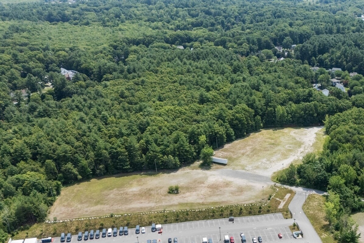 99 Fordham Rd, Wilmington, MA à louer Photo principale– Image 1 sur 8