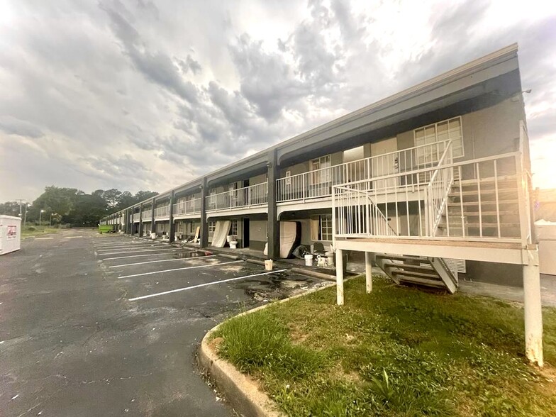 5925 I-55, Jackson, MS à vendre - Photo de l’immeuble – Image 1 sur 22