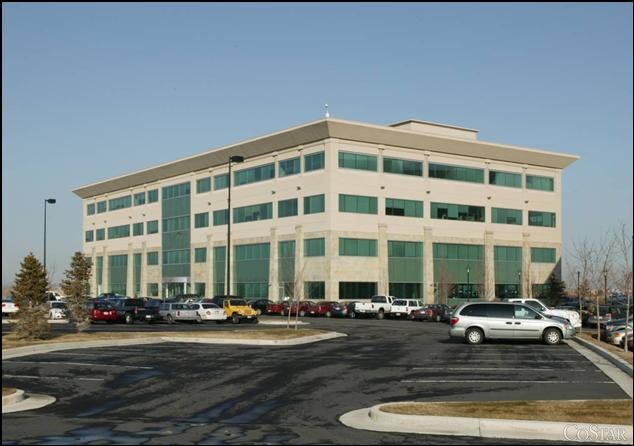 4255 W Lake Park Blvd, West Valley City, UT à louer - Photo de l’immeuble – Image 2 sur 11