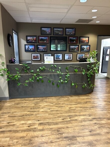 698 12th St SE, Salem, OR à louer - Photo intérieure – Image 3 sur 12