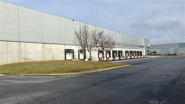 Plus de détails pour Industriel/Logistique à louer