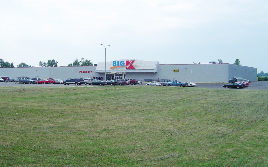 1755 Wright Ave, Alma, MI à louer - Photo de l’immeuble – Image 3 sur 9