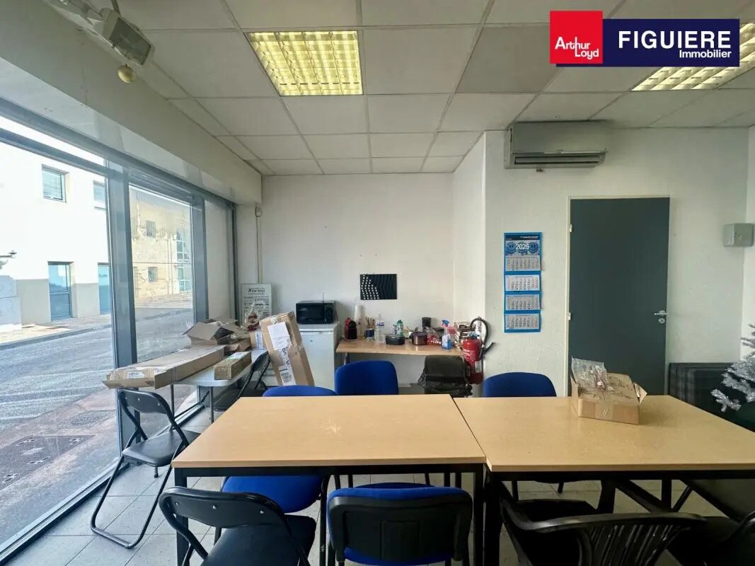 415 Rue Claude Nicolas Ledoux, Aix-en-Provence à louer Photo de l’immeuble– Image 1 sur 7