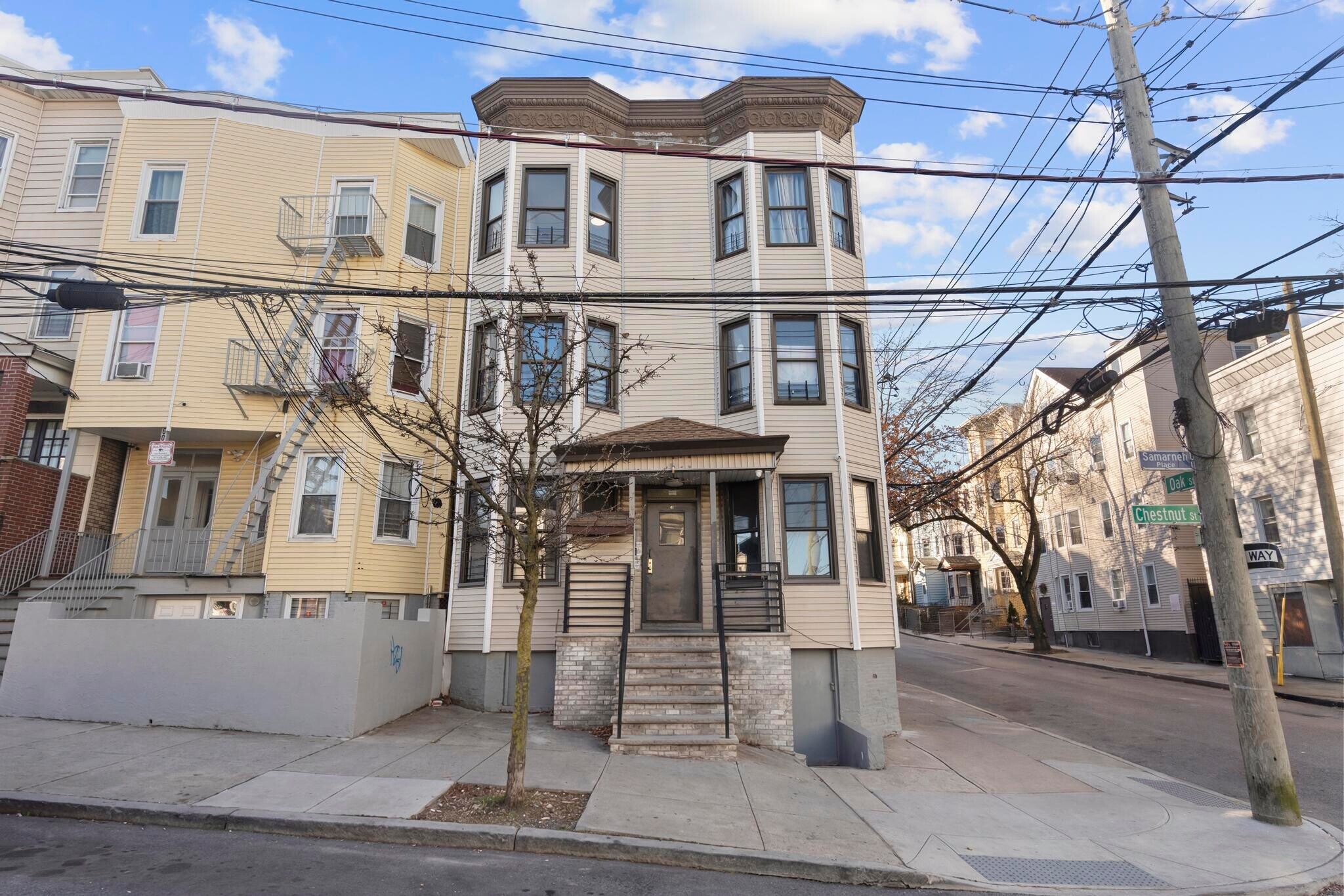 58 Chestnut St, Yonkers, NY à vendre Photo principale– Image 1 sur 25