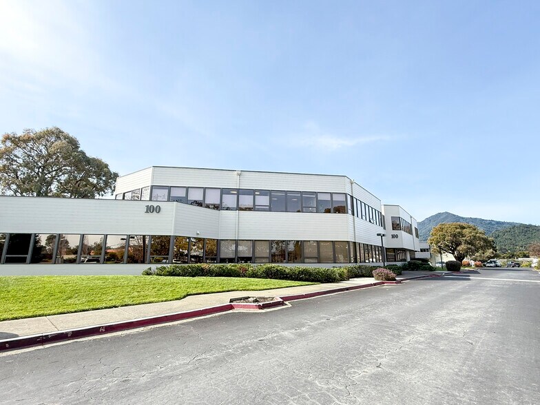 100 Tamal Vista Blvd, Corte Madera, CA à louer - Photo de l’immeuble – Image 2 sur 9