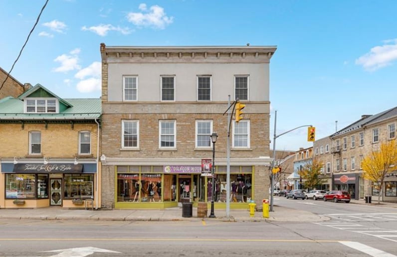 2 Gore St E, Perth, ON à vendre - Photo de l’immeuble – Image 2 sur 7