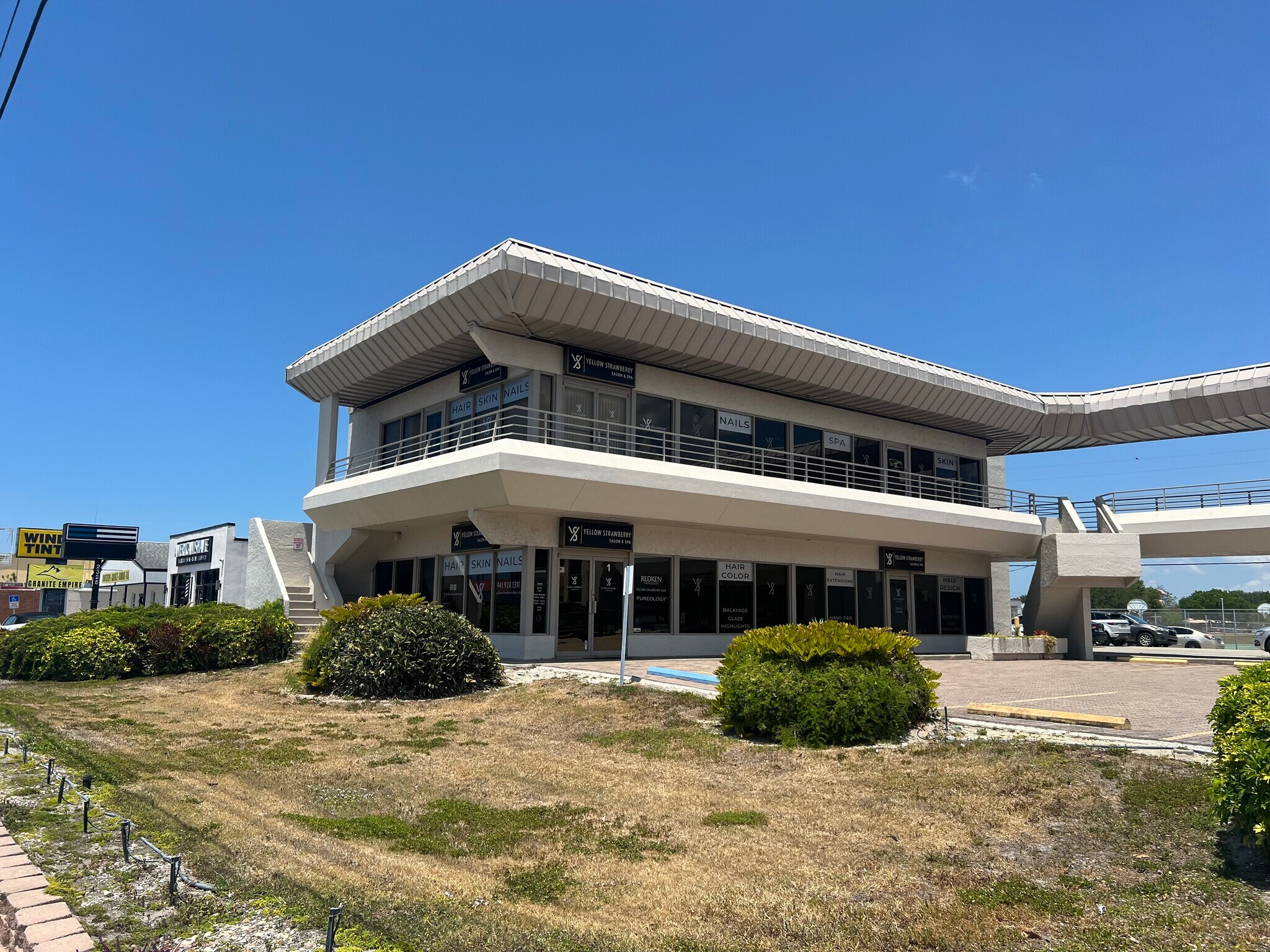 2345 Bee Ridge Rd, Sarasota, FL à vendre Photo principale– Image 1 sur 7