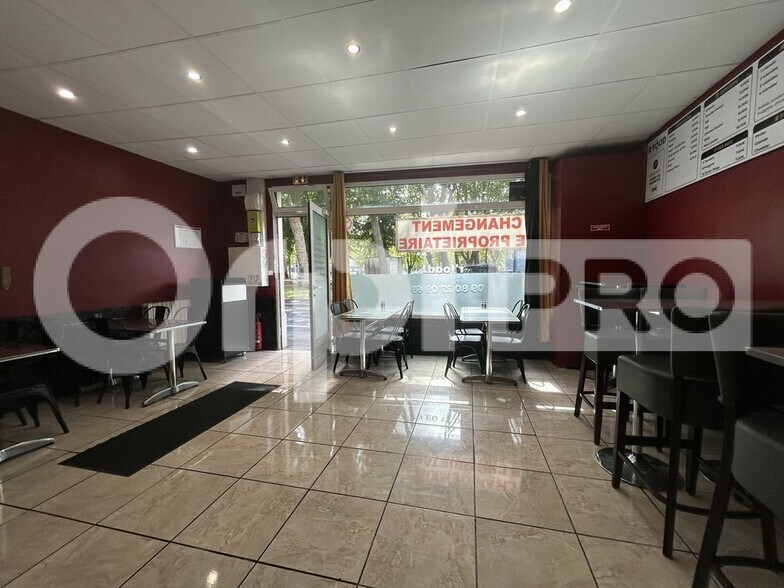 Local d'activités dans Beauvais à vendre - Photo intérieure – Image 2 sur 6