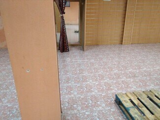 Plus de détails pour Local commercial à vendre