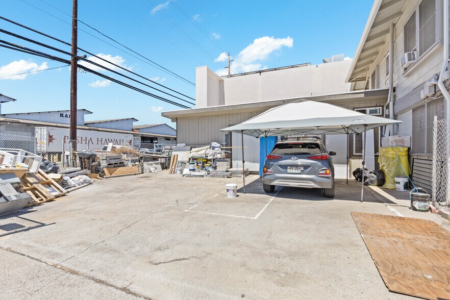1768 Silva St, Honolulu, HI à vendre - Photo de l’immeuble – Image 3 sur 17