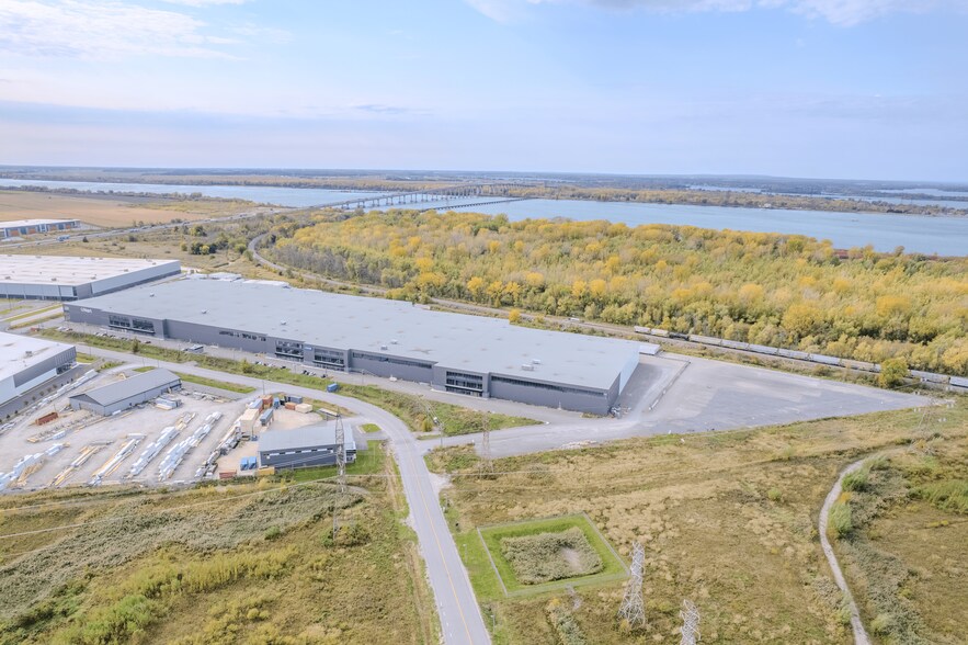 777 Rue Turnbull, Beauharnois, QC à louer - Photo de l’immeuble – Image 2 sur 10