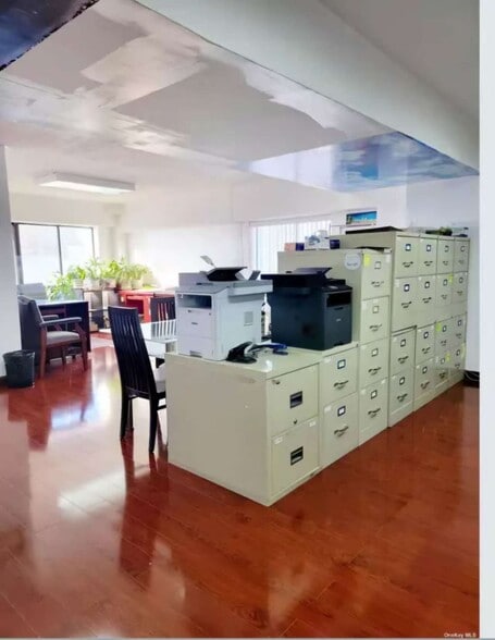 View Photo