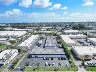 Plus de détails pour 3866 Prospect Ave, West Palm Beach, FL - Local d'activités à louer