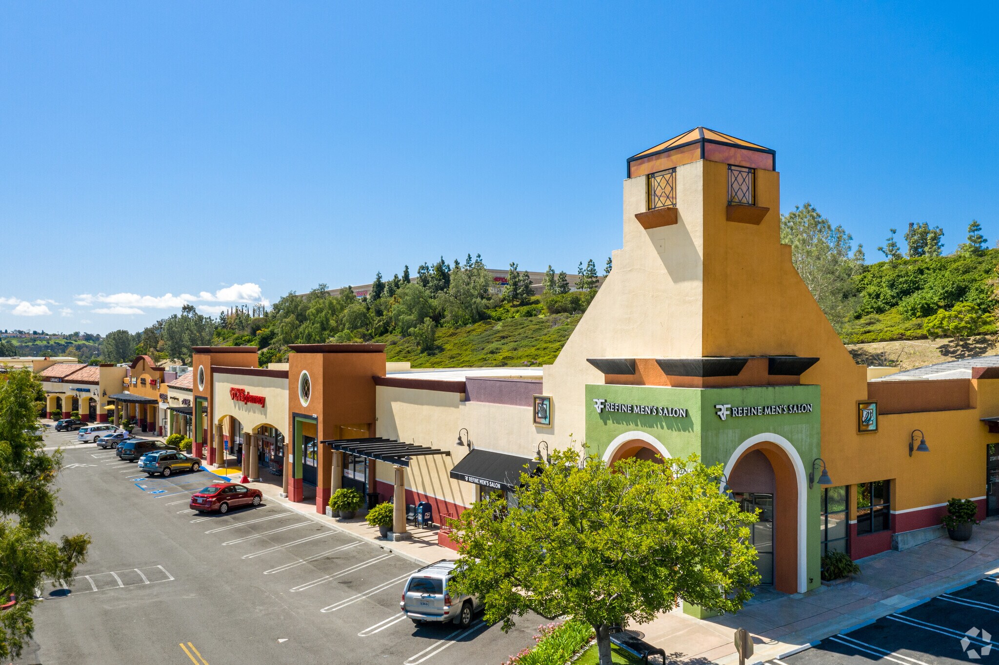 27241-27401 La Paz Rd, Laguna Niguel, CA à louer Photo principale– Image 1 sur 23